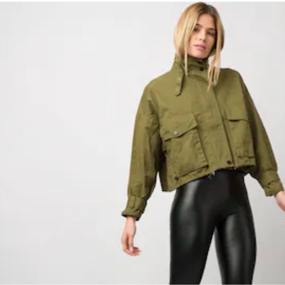 Hem & Thread Cropped Olive Green Women's Jacket